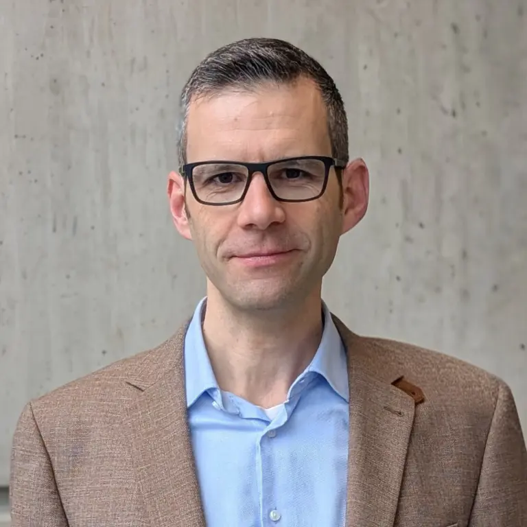 Stefan Palan